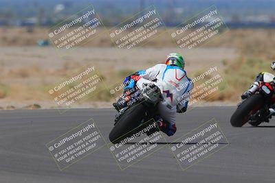 media/Sep-11-2022-SoCal Trackdays (Sun) [[81b7e951af]]/Turn 5 (1110am)/